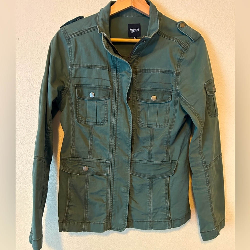 Kensie Green Utility Jacket with Fitted Design